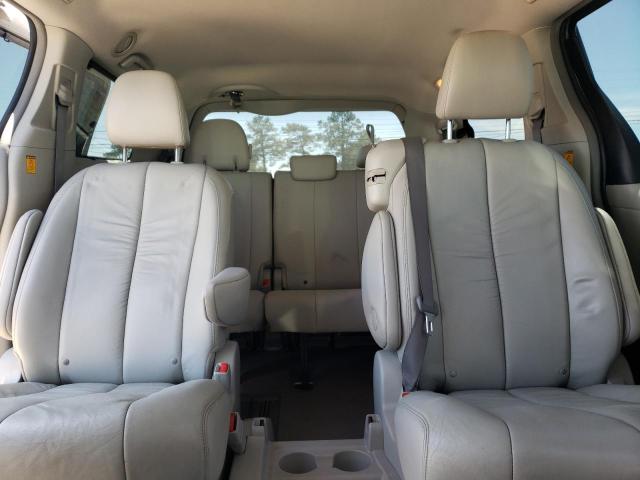 Photo 10 from auction – 2011 TOYOTA SIENNA XLE with VIN 5TDYK3DC8BS026557