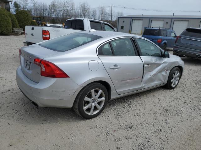 Photo 3 from auction – 2016 VOLVO S60 PREMIE with VIN YV126MFK7G2406809
