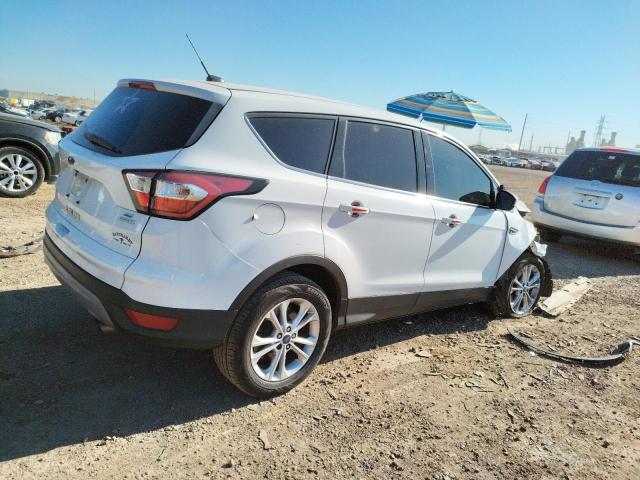 Photo 3 from auction – 2017 FORD ESCAPE SE with VIN 1FMCU0GD4HUD12302