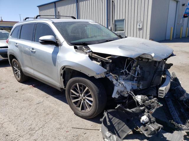 Photo 4 from auction – 2019 TOYOTA HIGHLANDER with VIN 5TDKZRFH9KS566433