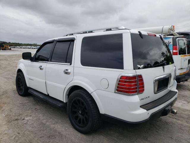Photo 2 from auction – 2005 LINCOLN NAVIGATOR with VIN 5LMFU27555LJ04932