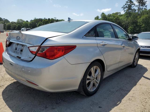 Photo 3 from auction – 2011 HYUNDAI SONATA SE with VIN 5NPEC4AC1BH166286