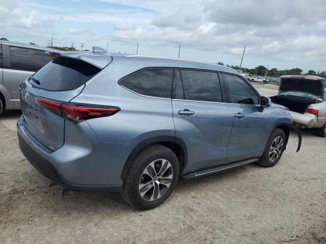 Photo 3 from auction – 2022 TOYOTA HIGHLANDER with VIN 5TDHZRAH0NS133511