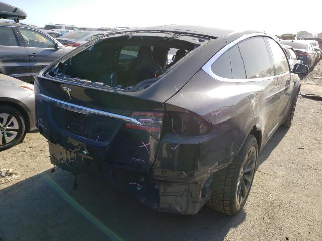 Photo 3 from auction – 2017 TESLA MODEL X with VIN 5YJXCBE20HF052785