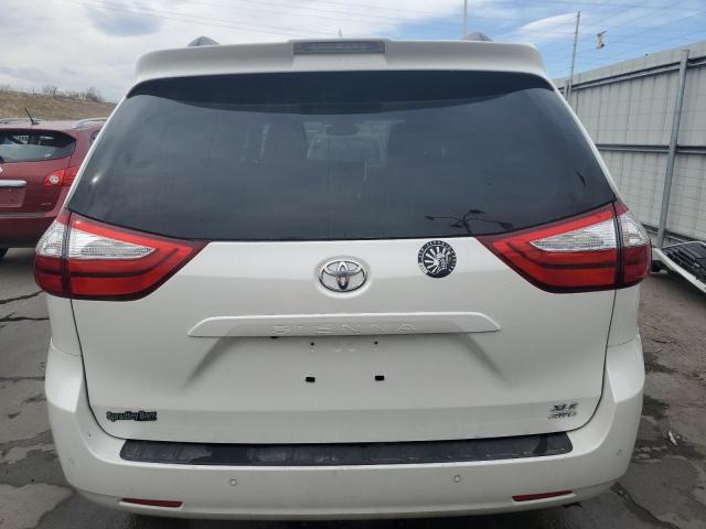 Photo 6 from auction – 2018 TOYOTA SIENNA XLE with VIN 5TDDZ3DC0JS206382