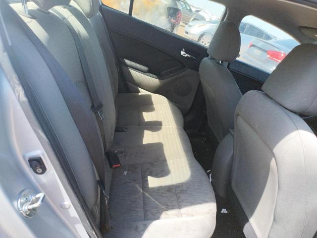 Photo 10 from auction – 2015 KIA FORTE LX with VIN KNAFK4A6XF5391634
