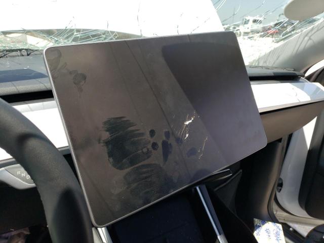 Photo 9 from auction – 2020 TESLA MODEL Y with VIN 5YJYGDEEXLF009112