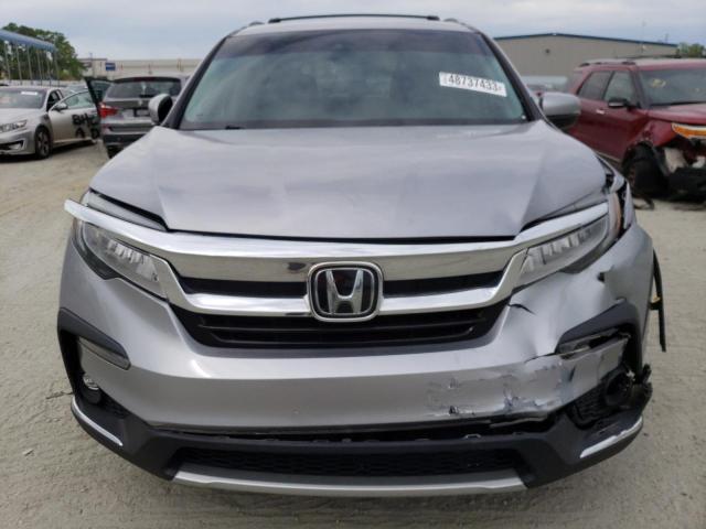 Photo 5 from auction – 2019 HONDA PILOT TOUR with VIN 5FNYF6H90KB054359