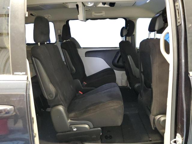 Photo 11 from auction – 2013 CHRYSLER TOWN & COU with VIN 2C4RC1BG3DR802679