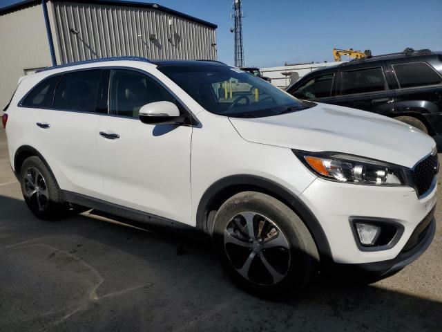 Photo 4 from auction – 2016 KIA SORENTO EX with VIN 5XYPH4A57GG120584