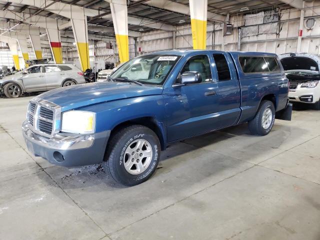 DODGE DAKOTA 2005 with VIN 1D7HW42N65S177221 - Photo from auction