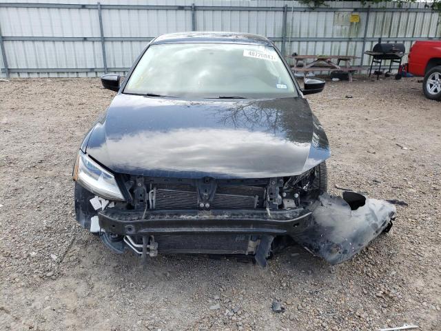 Photo 5 from auction – 2018 VOLKSWAGEN JETTA S with VIN 3VW2B7AJ2JM230136