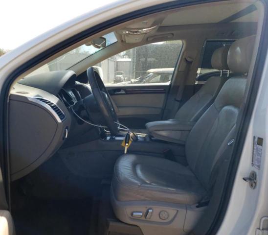 Photo 7 from auction – 2010 AUDI Q7 PREMIUM with VIN WA1LYAFE3AD007138
