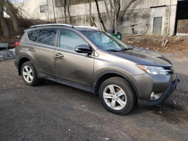 Photo 4 from auction – 2014 TOYOTA RAV4 XLE with VIN 2T3RFREV7EW207695