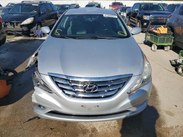 Photo 5 from auction – 2013 HYUNDAI SONATA SE with VIN 5NPEC4AC4DH758784