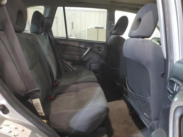 Photo 11 from auction – 2005 TOYOTA RAV4 with VIN JTEHD20V550056579