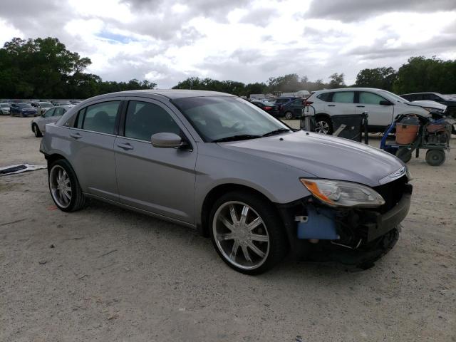 Photo 4 from auction – 2013 CHRYSLER 200 LX with VIN 1C3CCBAB3DN685897