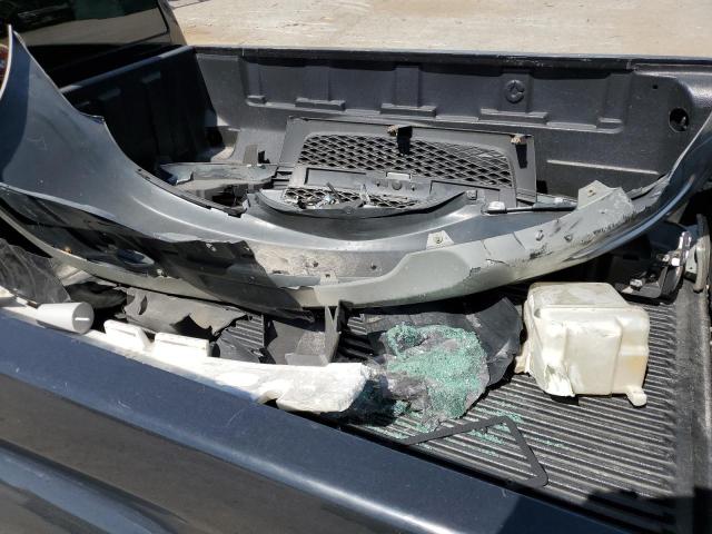 Photo 12 from auction – 2004 CHEVROLET COLORADO with VIN 1GCDT146748165094