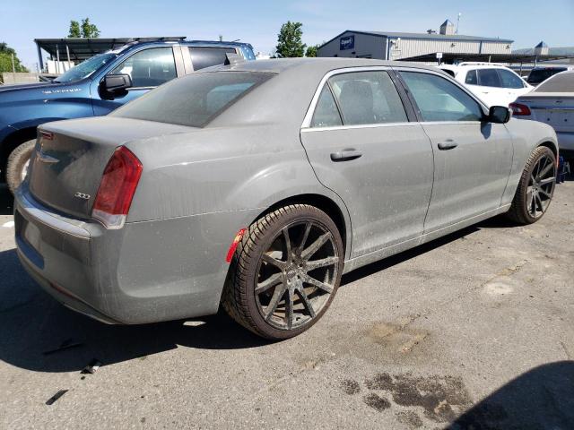 Photo 3 from auction – 2019 CHRYSLER 300 TOURIN with VIN 2C3CCAAG7KH626010