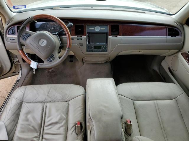Photo 8 from auction – 2003 LINCOLN TOWN CAR C with VIN 1LNHM83WX3Y705153