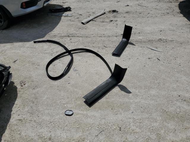 Photo 13 from auction – 2018 FORD EXPLORER P with VIN 1FM5K8AR9JGB92714