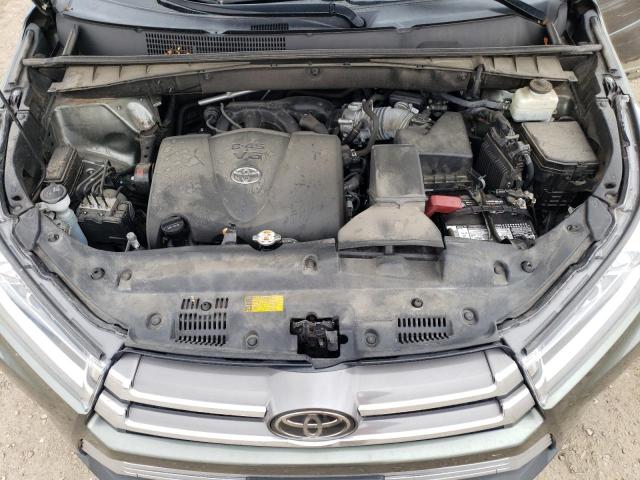 Photo 12 from auction – 2018 TOYOTA HIGHLANDER with VIN 5TDDZRFH3JS889416