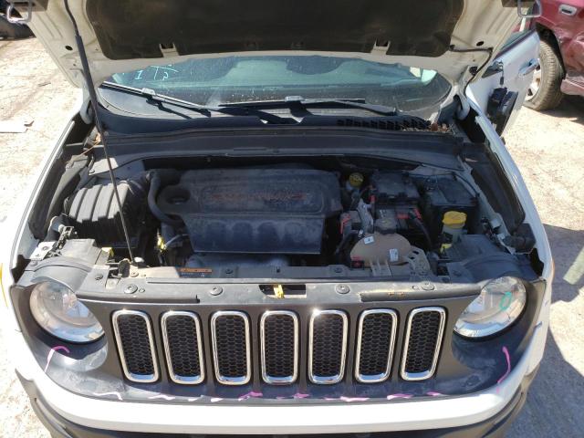 Photo 11 from auction – 2017 JEEP RENEGADE S with VIN ZACCJBAB2HPE74012