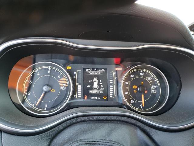 Photo 9 from auction – 2020 JEEP CHEROKEE L with VIN 1C4PJMCB5LD564420