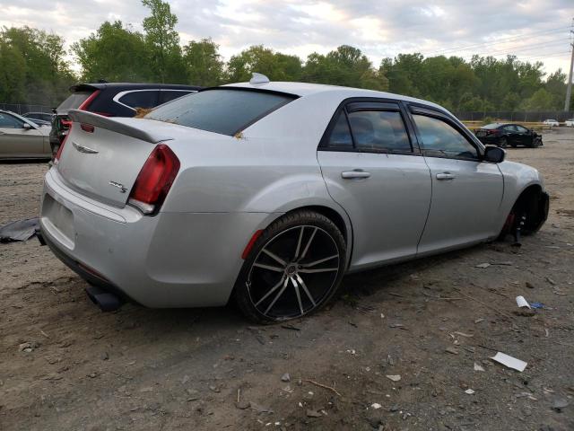 Photo 3 from auction – 2019 CHRYSLER 300 S with VIN 2C3CCABTXKH569698