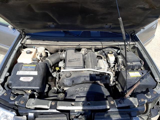 Photo 11 from auction – 2005 GMC ENVOY with VIN 1GKDT13S752189547