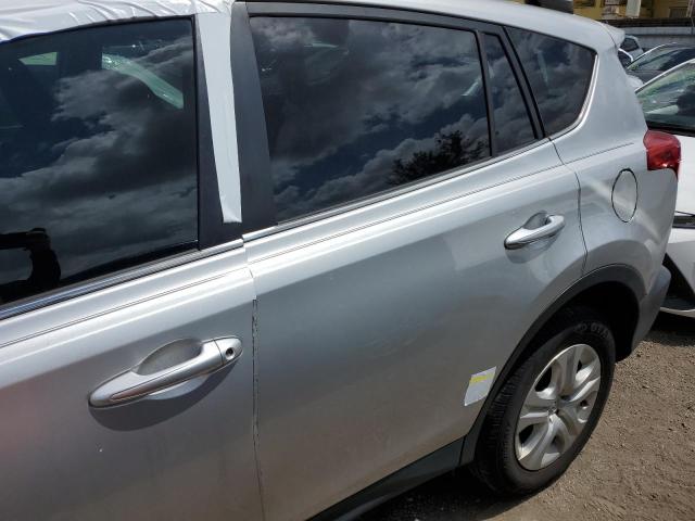 Photo 13 from auction – 2015 TOYOTA RAV4 LE with VIN JTMZFREV2FD073712