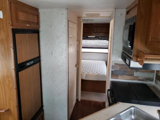 Photo 6 from auction – 2003 CHAT MOTORHOME with VIN 1FDXE45S12HA39925