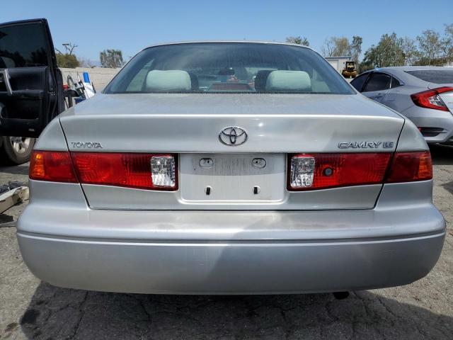 Photo 6 from auction – 2001 TOYOTA CAMRY CE with VIN JT2BG22K110545195