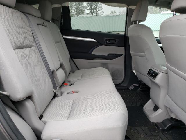 Photo 11 from auction – 2017 TOYOTA HIGHLANDER with VIN 5TDBZRFH0HS357025