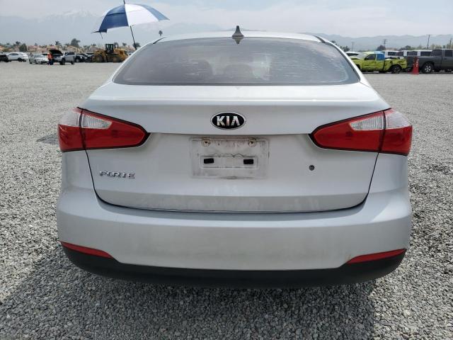 Photo 6 from auction – 2015 KIA FORTE LX with VIN KNAFK4A67F5426128