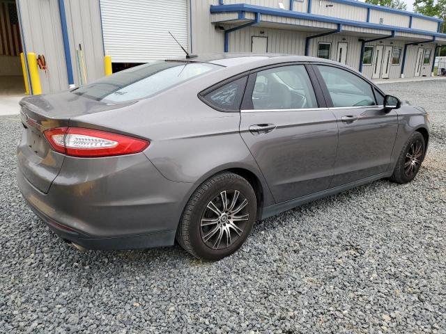 Photo 3 from auction – 2013 FORD FUSION S with VIN 3FA6P0G77DR317679