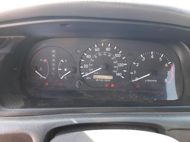 Photo 9 from auction – 2000 TOYOTA CAMRY CE with VIN 4T1BG22K7YU660406