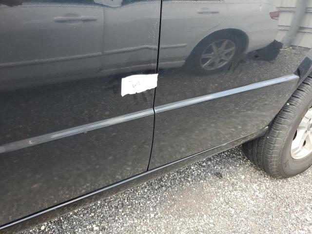 Photo 12 from auction – 2005 KIA SORENTO EX with VIN KNDJD733055464567