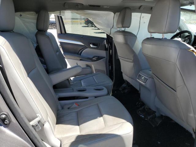Photo 11 from auction – 2016 TOYOTA HIGHLANDER with VIN 5TDKKRFH2GS164314
