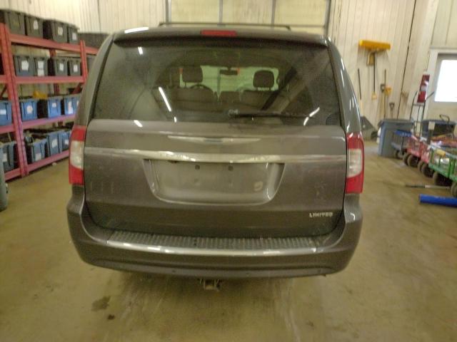 Photo 6 from auction – 2016 CHRYSLER TOWN & COU with VIN 2C4RC1JG2GR208929