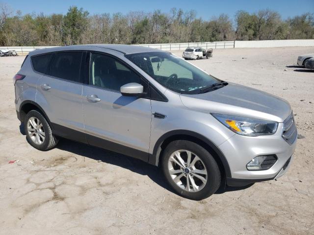 Photo 4 from auction – 2017 FORD ESCAPE SE with VIN 1FMCU0GD8HUB60282