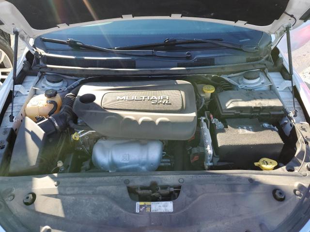 Photo 11 from auction – 2016 CHRYSLER 200 LIMITE with VIN 1C3CCCAB7GN166300