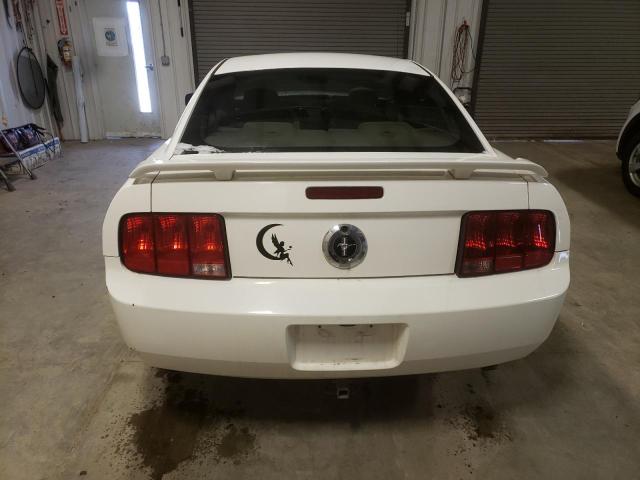 Photo 6 from auction – 2005 FORD MUSTANG with VIN 1ZVFT80N355239030
