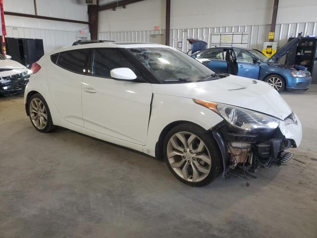 Photo 4 from auction – 2013 HYUNDAI VELOSTER with VIN KMHTC6AD9DU132628
