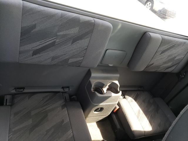 Photo 10 from auction – 2004 CHEVROLET COLORADO with VIN 1GCDS196248190061