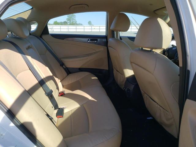 Photo 10 from auction – 2012 HYUNDAI SONATA HYB with VIN KMHEC4A40CA034908