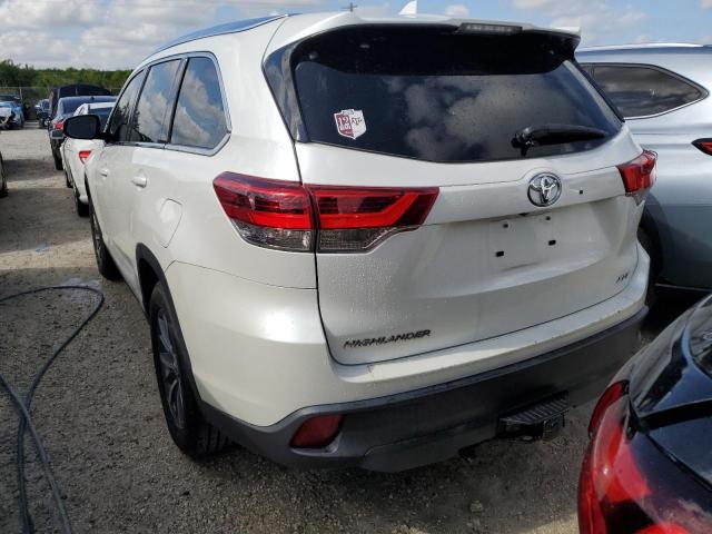 Photo 6 from auction – 2019 TOYOTA HIGHLANDER with VIN 5TDKZRFH7KS303230