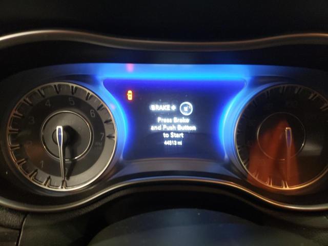 Photo 9 from auction – 2018 CHRYSLER 300 TOURIN with VIN 2C3CCARG2JH324904