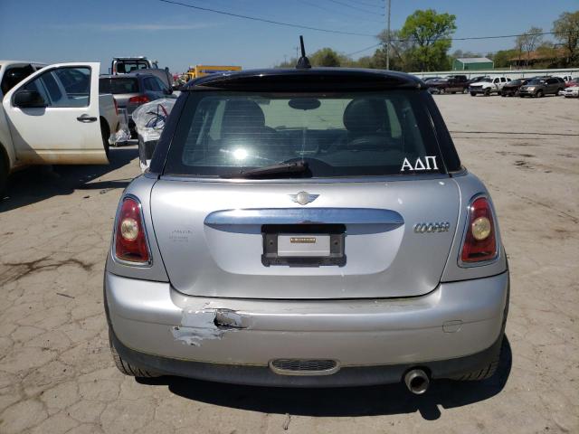 Photo 6 from auction – 2007 MINI COOPER with VIN WMWMF335X7TT52324