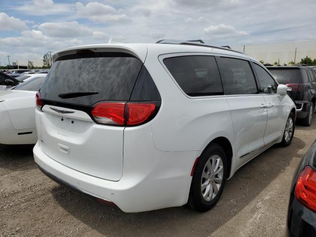 Photo 3 from auction – 2019 CHRYSLER PACIFICA T with VIN 2C4RC1BG6KR651916